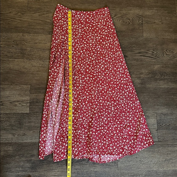 Reformation Zoe Skirt last tango - size 2 NWT - Picture 7 of 11